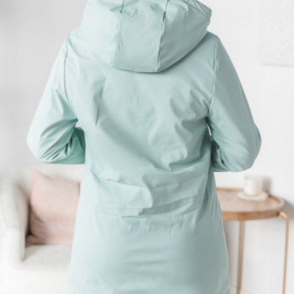 Mint green raincoat - Picture 5 of 10